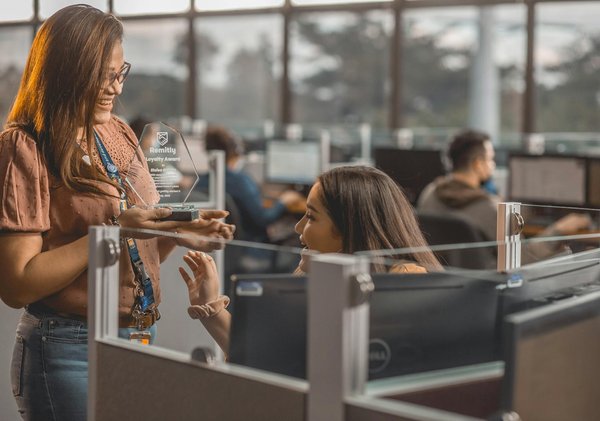 Maximisez l'Impact de Votre Entreprise sur YouTube : Stratégies Complètes pour une Publicité Performante